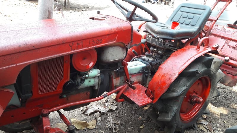 รถไถนา ยี่ห้อ MITSUBISHI รุ่น R2400, ยี่ห้อ YANMAR รุ่น YM1300 เก่าเมืองนอก