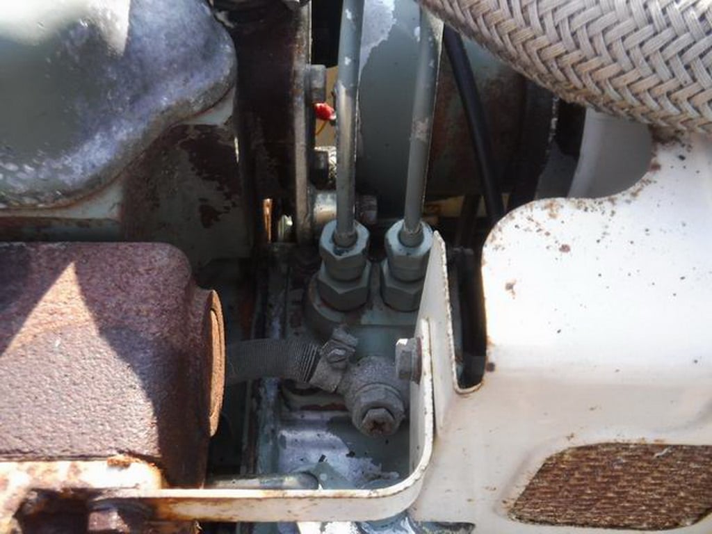 รถไถนา YANMAR YM1300 พร้อมโรตารี่ ดีเซล 2 สูบ เพลาเดียว 13 แรงม้า รถไถนา YANMAR YM1300 พร้อมโรตารี่ ดีเซล 2 สูบ เพลาเดียว 13 แรงม้า