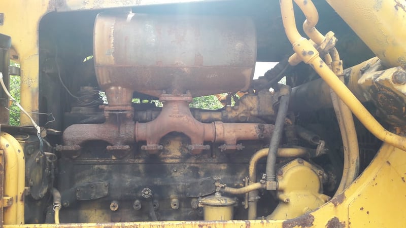 ขายรถดันดิน KOMATSU D85-12 เก่านอก พร้อมใช้งาน 