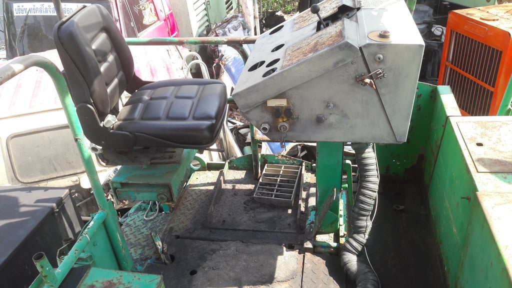 รถปูยาง VOGELE SUPER 1600 ระยะปู 4.75 -6 เมตร เครื่องดอยซ์ 6 สูบ