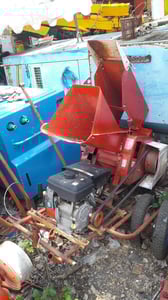 เครื่องย่อยกิ่งไม้ พร้อมเครื่อง เก่าเมืองนอก พร้อมใช้งาน เครื่องย่อยกิ่งไม้ พร้อมเครื่อง เก่าเมืองนอก พร้อมใช้งาน