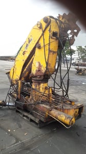 เครนติดหลังรถบรรทุก COPMA ยกได้ 10 ตัน 4 ปลอก