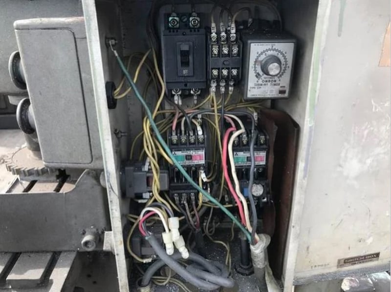 เครื่องกัดเหล็ก MIZOGUGHI เก่าญี่ปุ่น ไฟญี่ปุ่นนะครับ ขายตามสภาพ ตามภาพครับ