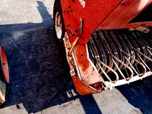 เครื่องอัดฟาง อัดใบอ้อย ยี่ห้อ NEW HOLLAND รุ่น 274 และ STAR TH2000 ,