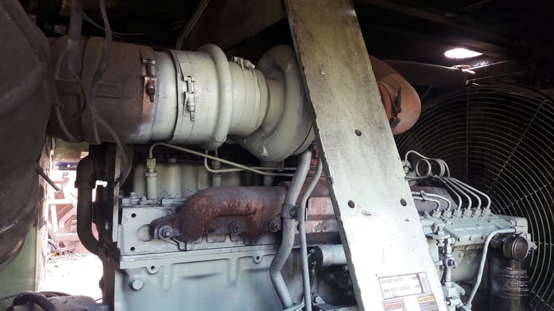 ปั้มลม SULLAIR รุ่น 900  ระดับลม 10บาร์