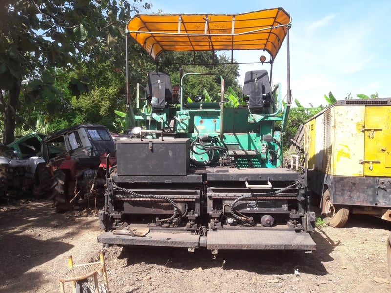 รถปูยาง VOGELE SUPER 1600 ระยะปู 4.75-6 เมตร เครื่องดอยซ์ 6 สูบ รถปูยาง VOGELE SUPER 1600 ระยะปู 4.75-6 เมตร เครื่องดอยซ์ 6 สูบ