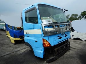 หัวเก๋ง HINO FW1EBB 3ใบปัด เกียร์ออโต้ กระจกไฟฟ้า หัวเก๋ง HINO FW1EBB 3ใบปัด เกียร์ออโต้ กระจกไฟฟ้า