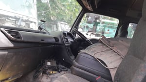 หัวเก๋ง ISUZU DECA ทําสีแล้ว สามารถใส่ได้ กับรถบรรทุกทุกรุ่น ปรับแต่งนิดหน่อย ปรึกษาช่างของท่านดู