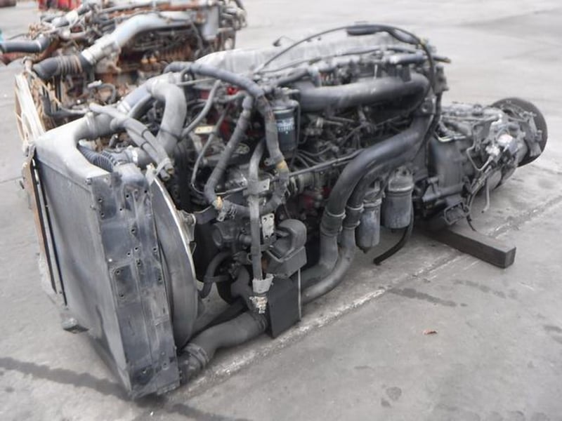 เครื่องยนต์ คอมอลเรล HINO K13C เครื่องยนต์ 6 สูบ 370 แรงม้า