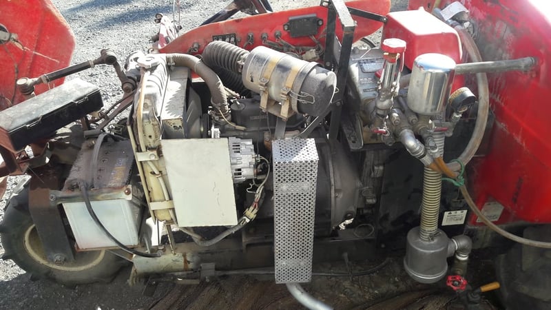 เครื่องฉีดพ่นยา พร้อมล้อลาก MARUYAMA บรรจุ 600 ลิตร และ นั่งขับ SHOSHIN บรรจุ 400 ลิตร