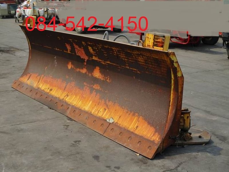 ใบมีดดัน รถตัก KOMATSU WA-200 ใบมีกว้าง 3.90 เมตร สูง 1 เมตร