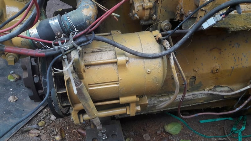 เครื่องยนต์เรือ CAT D334 ดีเซล 6 สูบ 240 แรง เก่าเมืองนอก