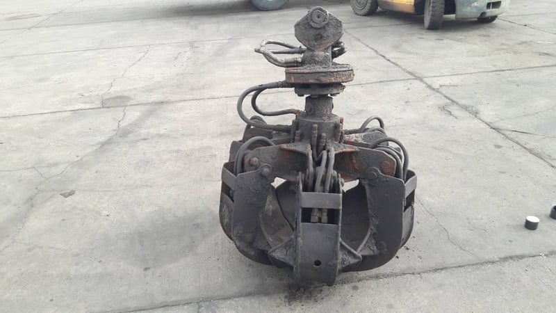 คีบ ขยุ้ม เก่าเมืองนอก คีบ ขยุ้ม เก่าเมืองนอก