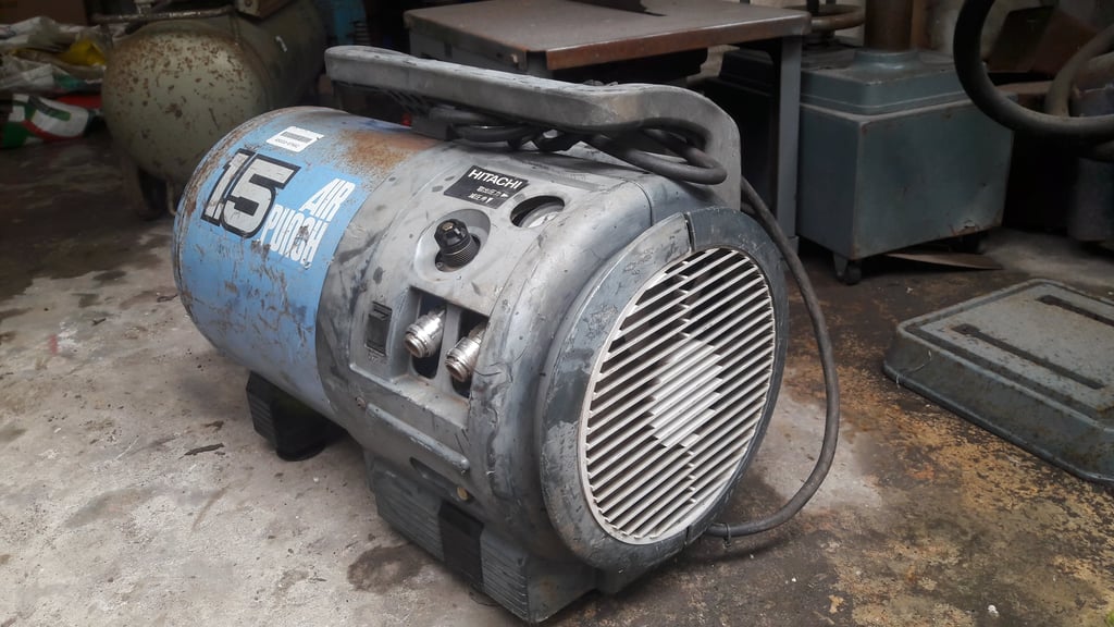 ปั้มลมแคปซูน HITACHI PA1500S 100V เก่าญี่ปุ่น ขายตามสภาพ ปั้มลมแคปซูน HITACHI PA1500S 100V เก่าญี่ปุ่น ขายตามสภาพ