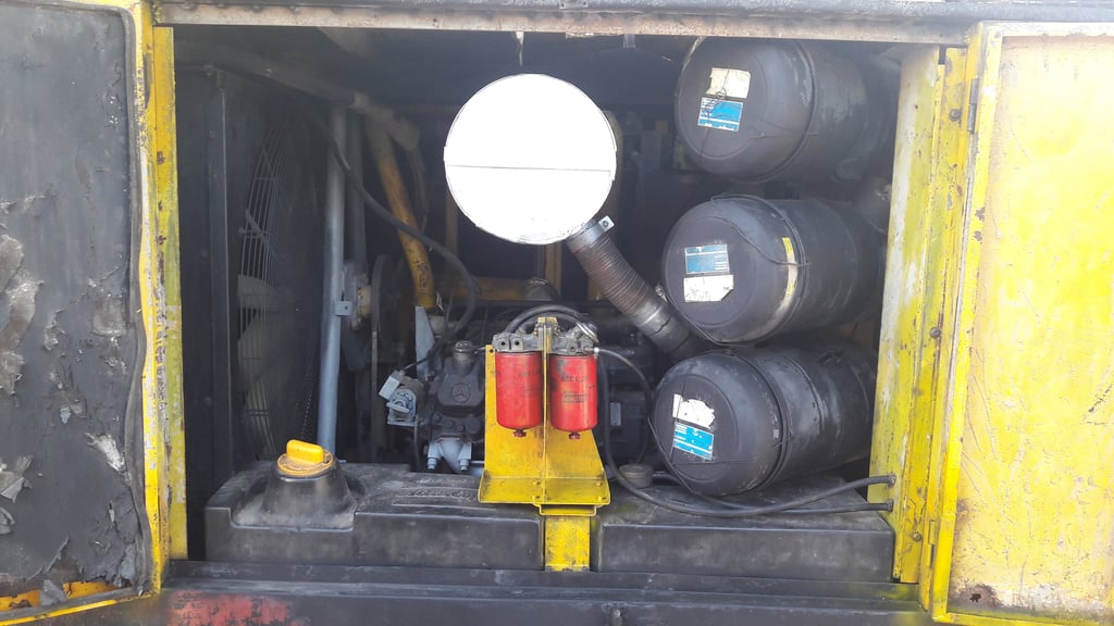 ขายเครื่องปั้มลม ATLAS COPCO รุ่น XAHS 365 MD ขนาด 750 CFM 12 BAR