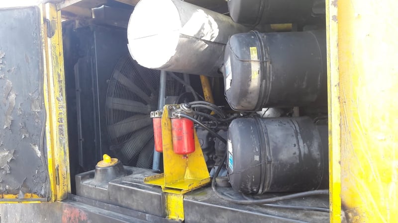 ขายเครื่องปั้มลม ATLAS COPCO รุ่น XAHS 365 MD ขนาด 750 CFM 12 BAR