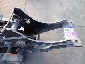 คีบไม้ หนีบไม้ สำหรับรถขุด สลักโต 70 มม. เก่าเมืองนอก