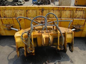 ใบมีดดัน รถตัก KOMATSU WA-200 ใบมีกว้าง 3.90 เมตร สูง 1 เมตร