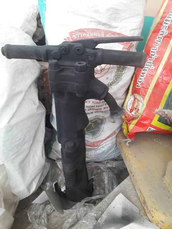 ขายสกัดคอนกรีตและย้ํารีเวทลม TOKU รุ่น AA-13B, TCA-7, TPB-60,TCB-200,TCB-300 ใช้กับเครื่องปั๊มลม