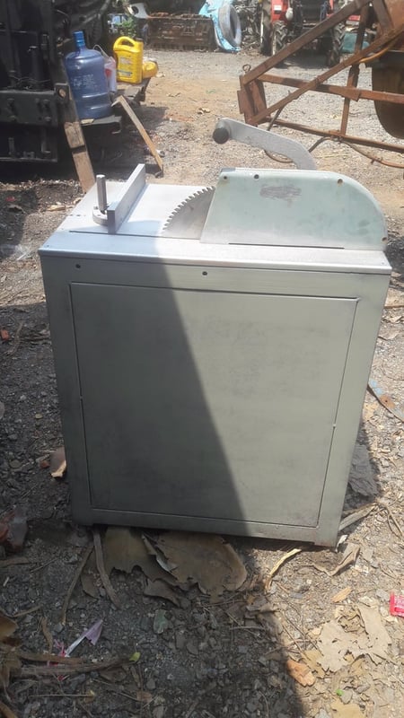 เครื่องตัดไม้ MITSUBISHI CSM50 ไฟญี่ปุ่นนะครับ เก่าเมืองนอก ไม่เคยใช้งานในเมืองไทย เครื่องตัดไม้ MITSUBISHI CSM50 ไฟญี่ปุ่นนะครับ เก่าเมืองนอก ไม่เคยใช้งานในเมืองไทย