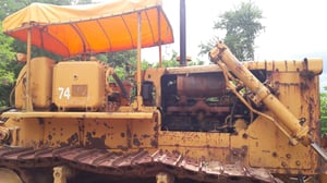 ขายรถดันดิน KOMATSU D85-12 เก่านอก พร้อมใช้งาน ขายรถดันดิน KOMATSU D85-12 เก่านอก พร้อมใช้งาน