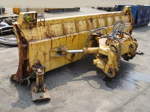 ใบมีดดัน รถตัก KOMATSU WA-200 ใบมีกว้าง 3.90 เมตร สูง 1 เมตร