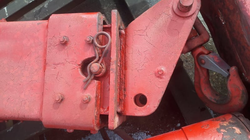 เครนติดหลังรถบรรทุก ยี่ห้อ ATLAS KRANS 3 ปลอก ยกได้ 3 ตัน เครนติดหลังรถบรรทุก ยี่ห้อ ATLAS KRANS 3 ปลอก ยกได้ 3 ตัน