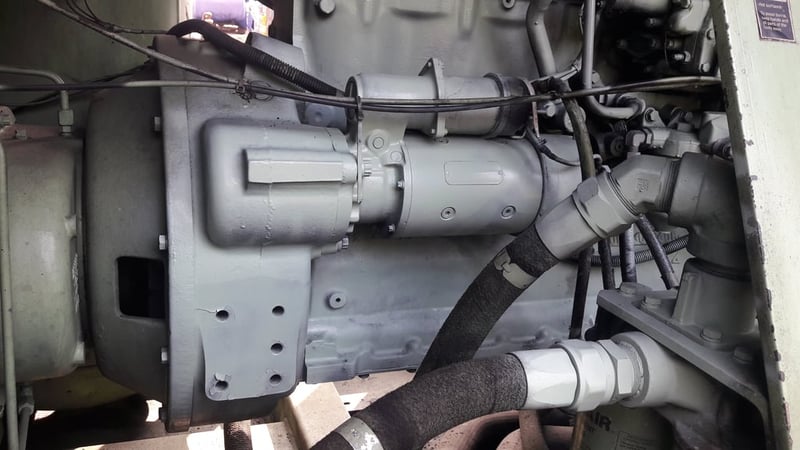 ปั้มลม SULLAIR รุ่น 900  ระดับลม 10บาร์