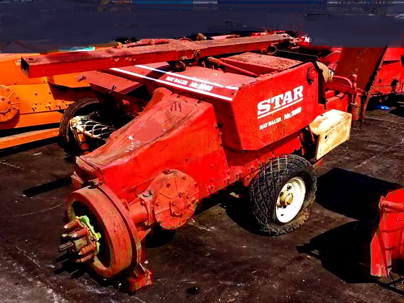 เครื่องอัดฟาง อัดใบอ้อย ยี่ห้อ NEW HOLLAND รุ่น 274 และยี่ห้อ STAR THB2000