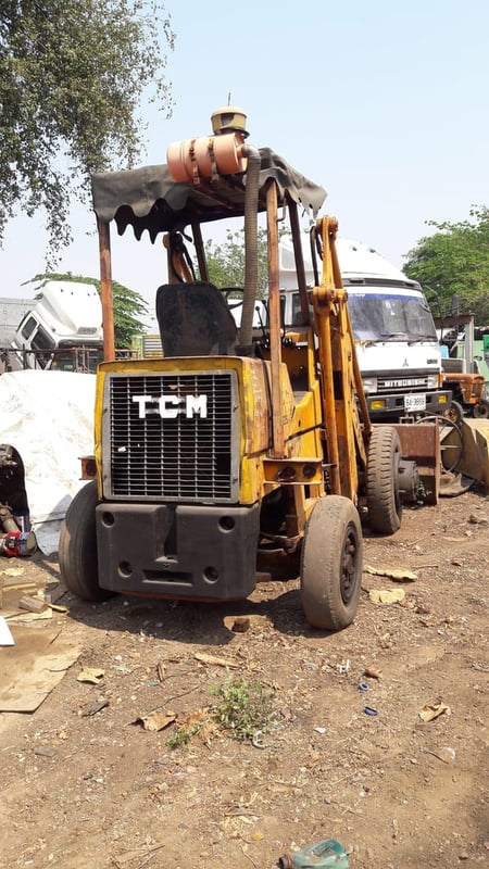 ขายรถตัก TCM SD25Y2 ตักประมาณ 2 คิว เก่าเมืองนอก