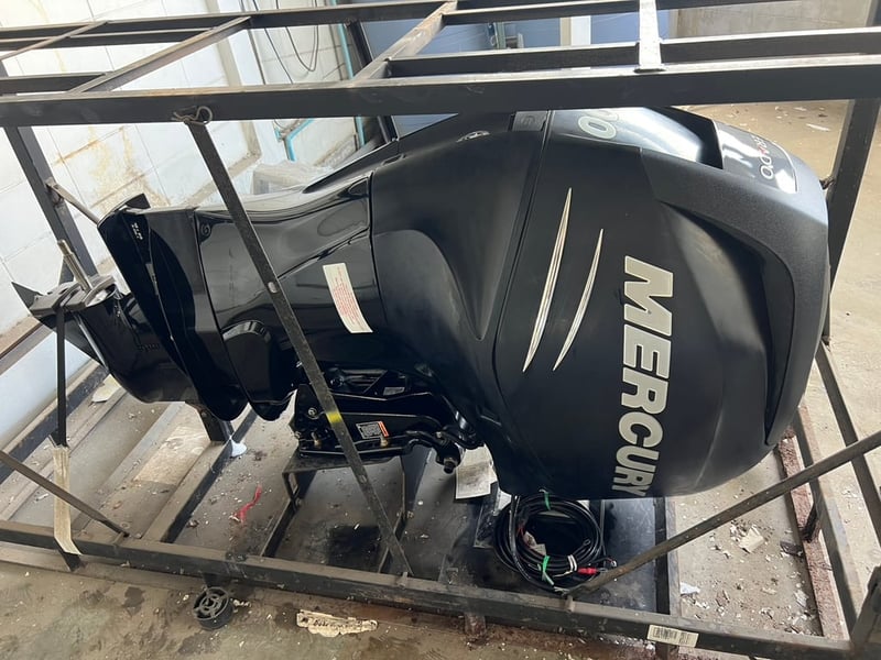 Mercury Verado 200hp ใหม่ ป้ายแดง เก่าเก็บ
