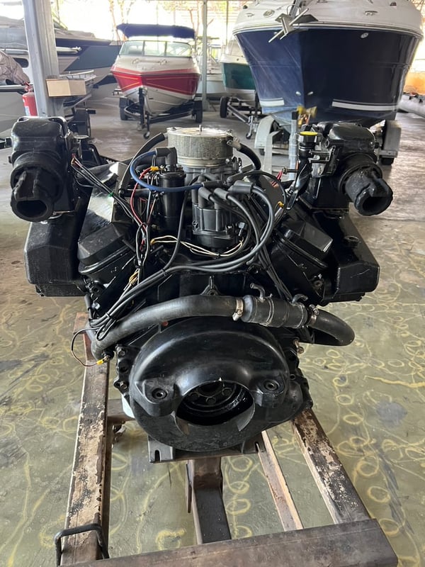 MerCruiser 7.4L carburetor พร้อมใช้ เครื่องแน่นๆ MerCruiser 7.4L carburetor พร้อมใช้ เครื่องแน่นๆ