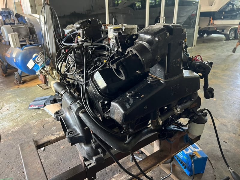 MerCruiser 7.4L carburetor พร้อมใช้ เครื่องแน่นๆ MerCruiser 7.4L carburetor พร้อมใช้ เครื่องแน่นๆ