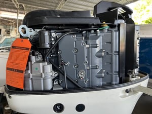 Suzuki 250hp ใหม่ ป้ายแดง เก่าเก็บ ไม่เคยสตารต์เครื่อง Suzuki 250hp ใหม่ ป้ายแดง เก่าเก็บ ไม่เคยสตารต์เครื่อง