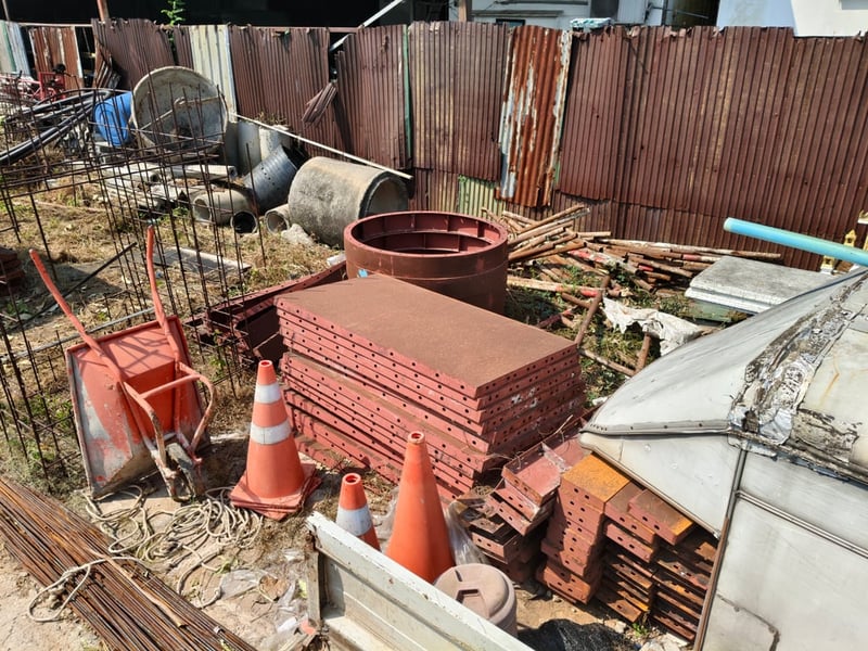 ขายเหมาแบบเหล็กและเครื่องมือต่างๆ