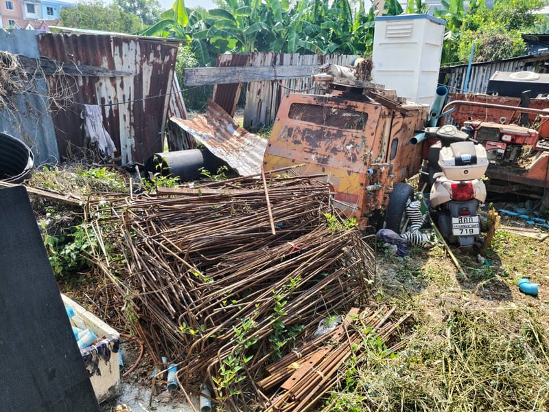 ขายเหมาแบบเหล็กและเครื่องมือต่างๆ