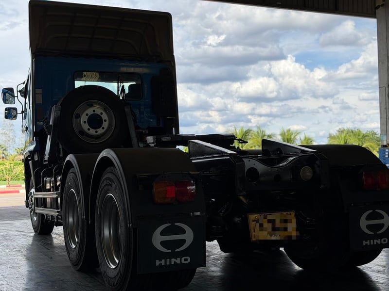 หัวลาก HINO 344 ปี58  รถสวยยางใหม่พร้อมใช้งาน 
