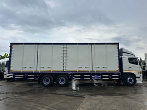 HINO FL 260แรงม้า รถบรรทุก 10ล้อ ตู้แห้ง ปี2016