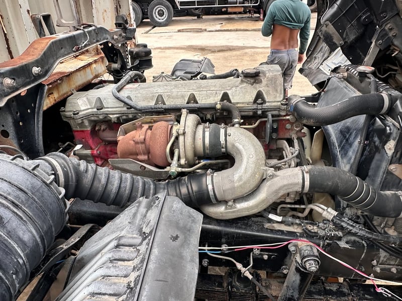 10ล้อhino 212แรงม้า ปี2553 ยาว7.50เมตร ขายสดตามสภาพ 10ล้อhino 212แรงม้า ปี2553 ยาว7.50เมตร ขายสดตามสภาพ