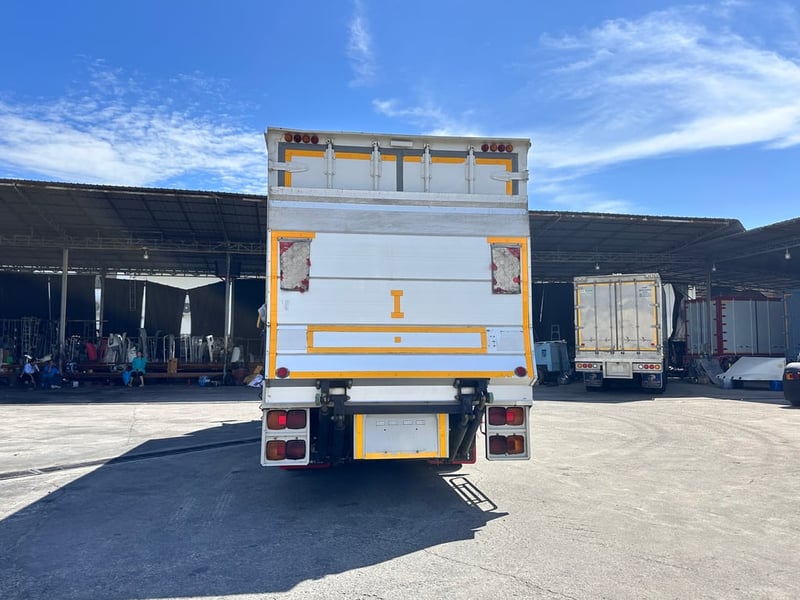 6ล้อHINO FC9J 175แรง ปี2565 ตู้แห้งมีลิฟท์ท้าย