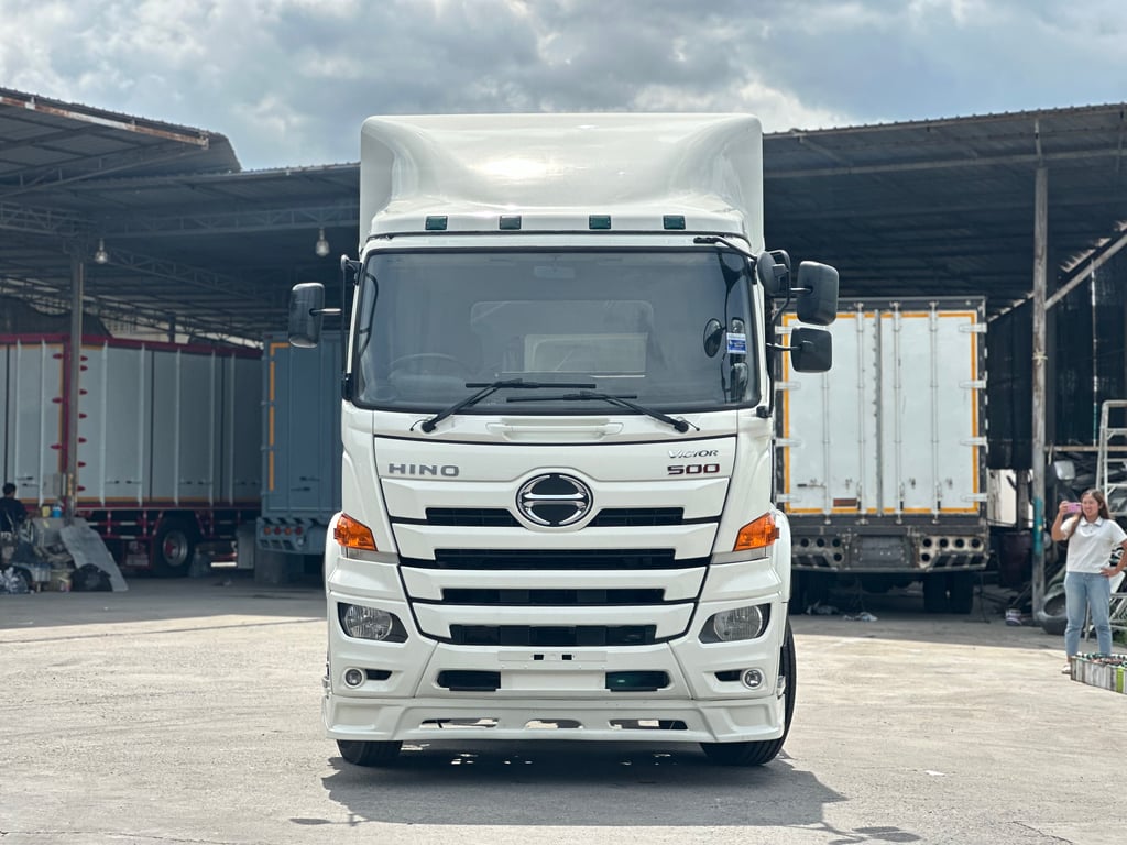 หัวลาก HINO VICTOR 344 แรง ปี2564 พร้อมใช้งานเอกสารพร้อมโอน