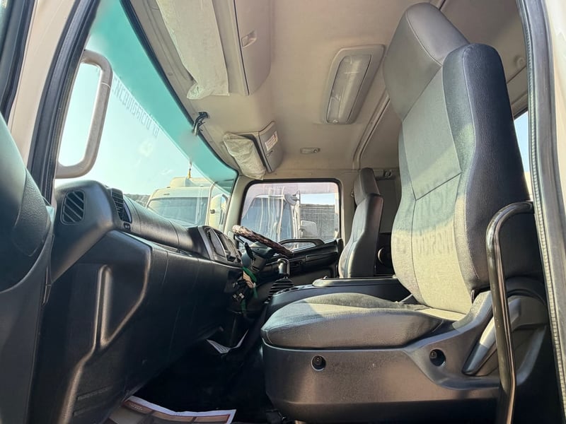 10ล้อติดเครน HINO FL 260แรงปี2563เครนยูนิค 5ตัน พร้อมใช้งาน