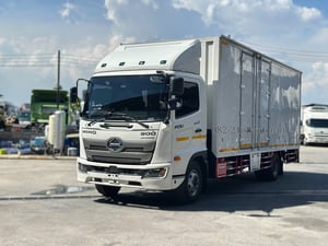 6ล้อHINO FC9J 175แรง ปี2565 ตู้แห้งมีลิฟท์ท้าย