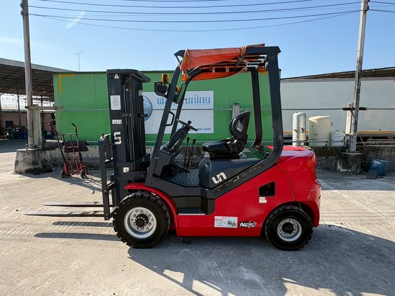 รถโฟล์คลิฟท์ 25 ตัน พร้อมใช้งาน