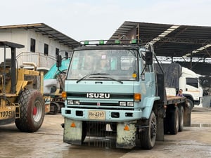 10ล้อท้ายลาด ISUZU FXZ 240แรงม้า พร้อมใช้งาน