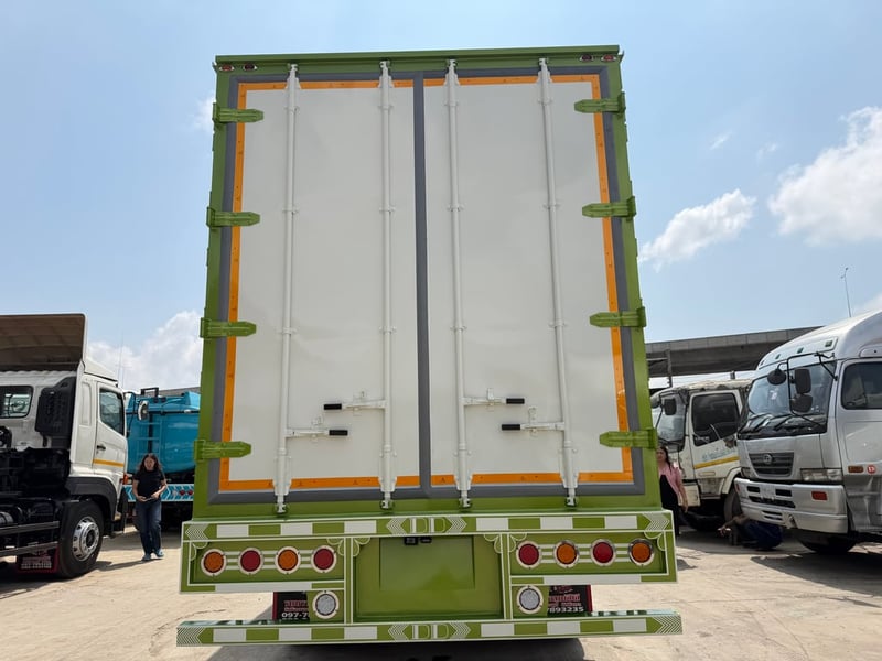 10ล้อHINO FL 260แรงม้า ปี2560 ตู้แห้ง10บาน