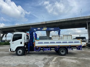 ISUZU FRR 210แรงม้า รถบรรทุก 6ล้อ กระบะเหล็กติดเครน ปี2013