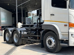 HINO FM 344แรงม้า รถบรรทุก 10ล้อ หัวลาก เฉพาะหัว ปี2565 เลขไมล์ 183,000 กม. HINO FM 344แรงม้า รถบรรทุก 10ล้อ หัวลาก เฉพาะหัว ปี2565 เลขไมล์ 183,000 กม.