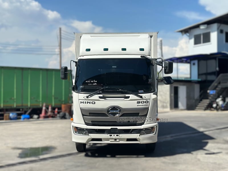 6ล้อHINO FC9J 175แรง ปี2565 ตู้แห้งมีลิฟท์ท้าย