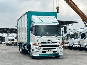 10ล้อhino FL 260แรงม้า ปี2560 ตู้ต่อใหม่ 7.7เมตร 